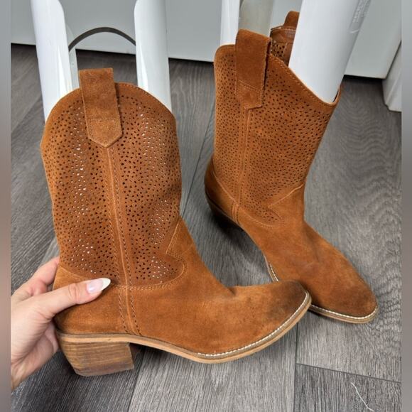 BCBGeneration Brown Suede Leather Cowboy Heel Boots 7.5/37.5 Tan - Picture 1 of 13